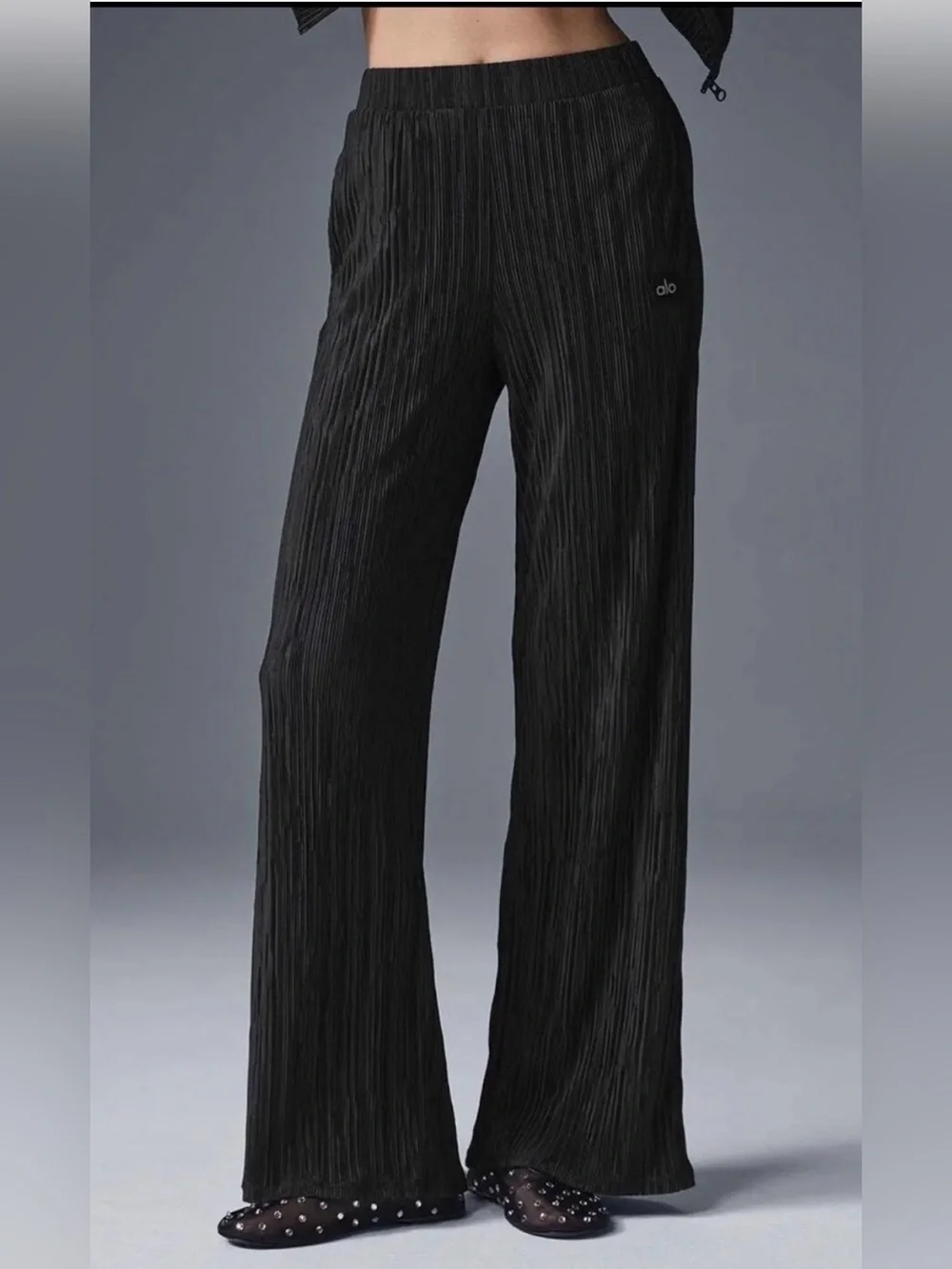 NWOT ALO Yoga High-Waist Micro Plisse Straight Leg Pants Size XXS
